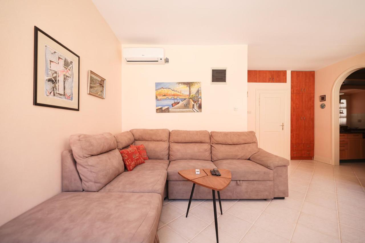 Two Bedroom In Center Igor Zadar