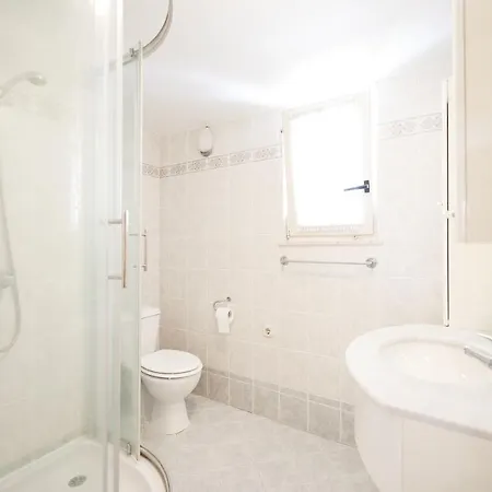 Two Bedroom Apartment In City Center Igor Zadar Exterior photo
